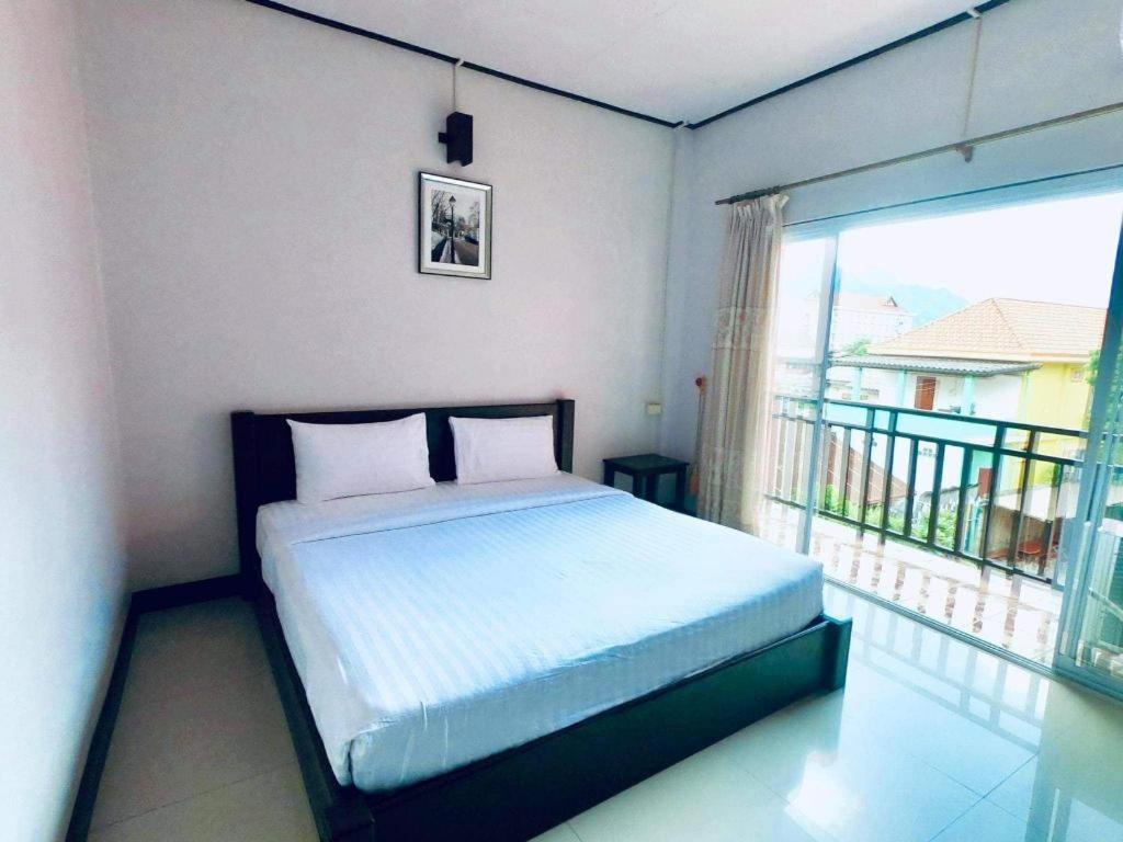 Phou Ang Kham 2 Hotel Vang Vieng Luaran gambar