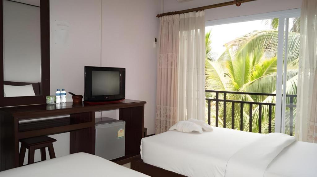 Phou Ang Kham 2 Hotel Vang Vieng Luaran gambar